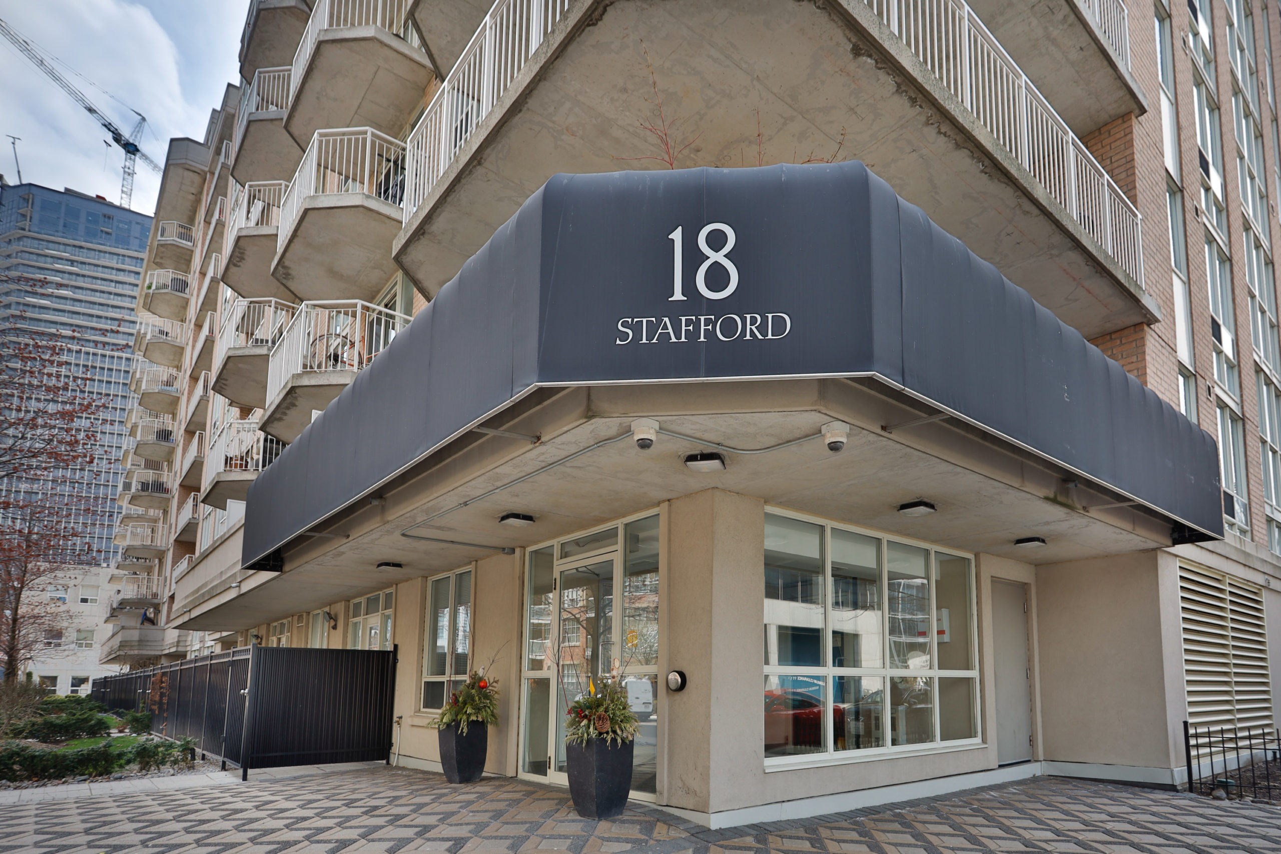 18 Stafford St Unit 706 Amir + Aleks Realty Team